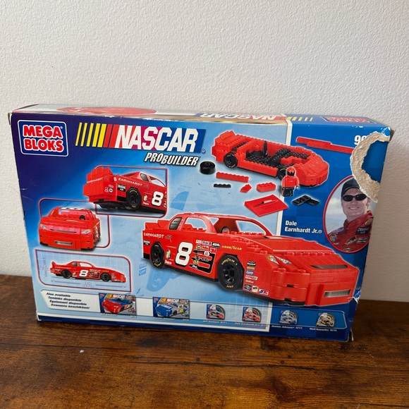 Vintage 2004 Mega Bloks ProBuilder NASCAR Dale Earnhardt Jr #8 - Set 9977